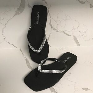 Flip flop Thong Sandals Nine West Black Rhinestones US 6